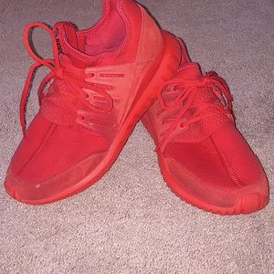 Adidas all red (Tubular)